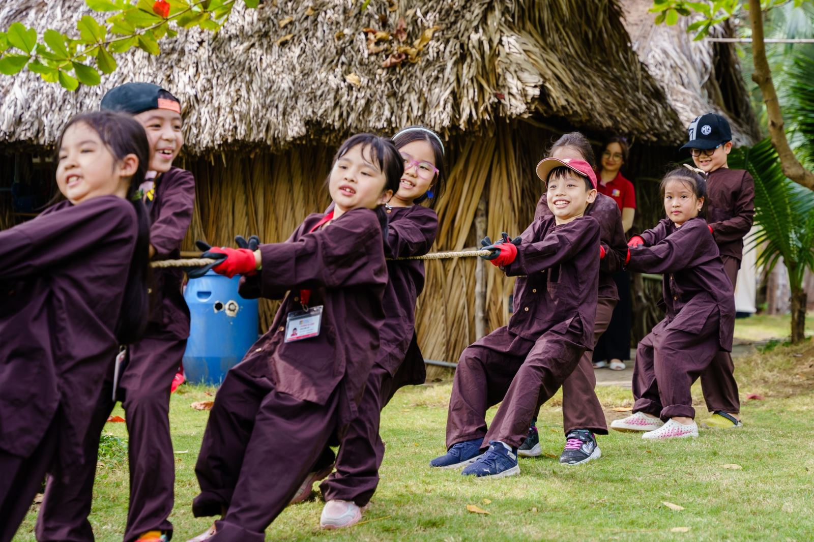 kéo co tại Nhân Trí Dũng