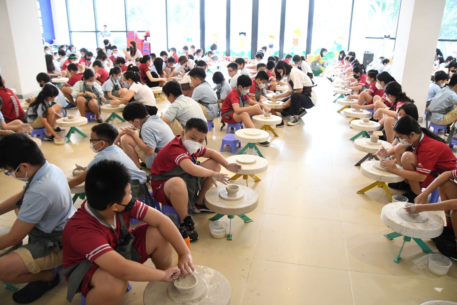 Tìm Kiếm Địa Chỉ Làm Gốm Bát Tràng Truyền Thống Tại Hồ Chí Minh