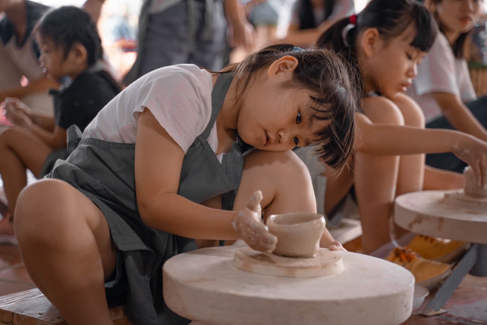 Học làm gốm Bát Tràng giữa lòng Quận 7